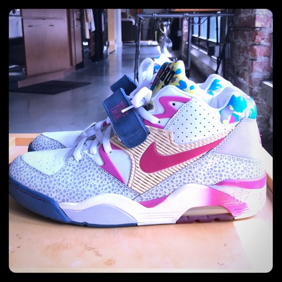 union 180 nike